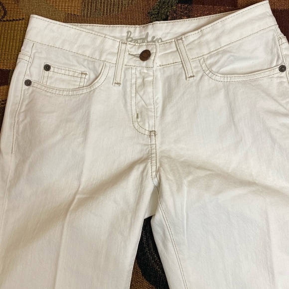 BODEN WOMEN'S WHITE STRAIGHT LEG JEANS WC097 - SIZE US 2P, NEW - Picture 3 of 4